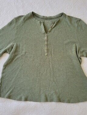 L.L.Bean size 1X Women's Waffle-Knit Henley, Sage Green, long sleeve